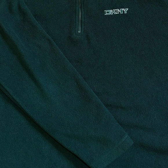 Vintage DKNY Fleece - Picture 3 of 3
